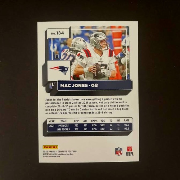 Mac Jones: New England Patriots, Quarterback 2022 Panini Donruss Football #134 - Picture 2 of 2